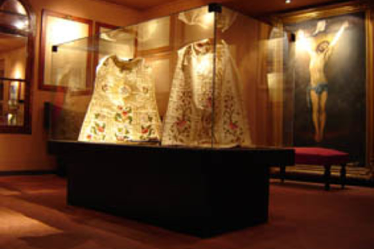 Museo Parroquial de Paredones Museo Parroquial de Paredones